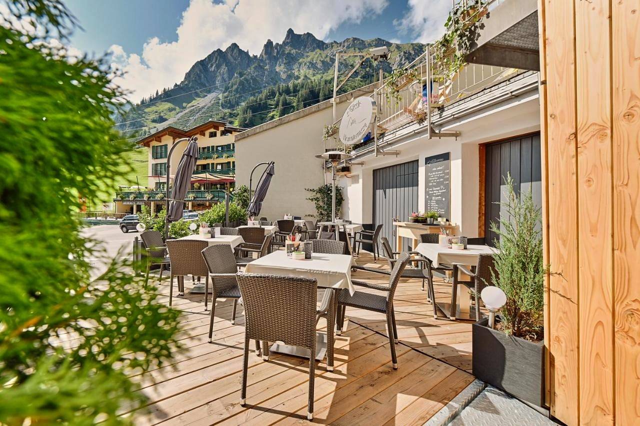Deluxe Double or Twin Room with Mountain View in Stuben am Arlberg, Arlberg