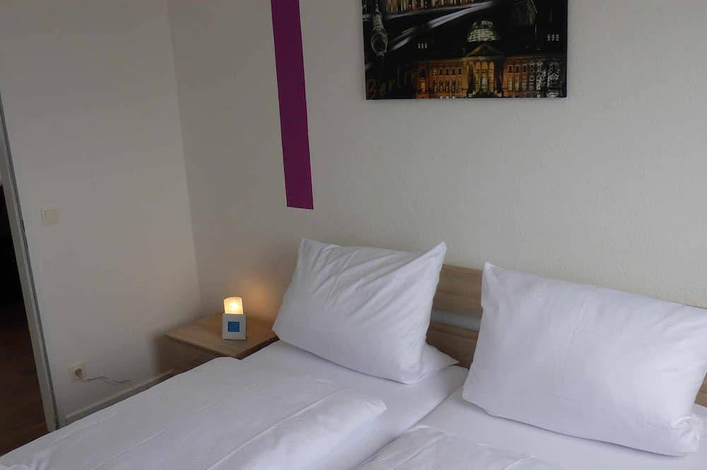 Ganze Wohnung, Appartement in Berlin, familienfreundlich, günstig, zentral, bis 13 Personen. in Tempelhof Berlin, Berlin