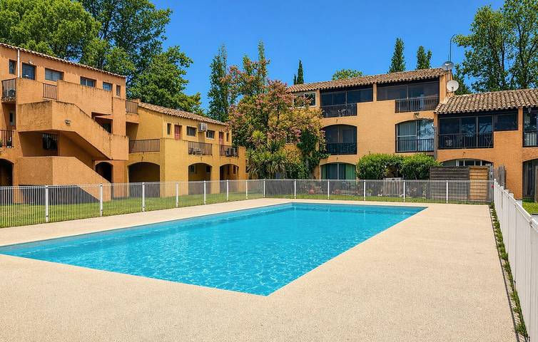 Appartement de vacances pour 4 personnes à Arles