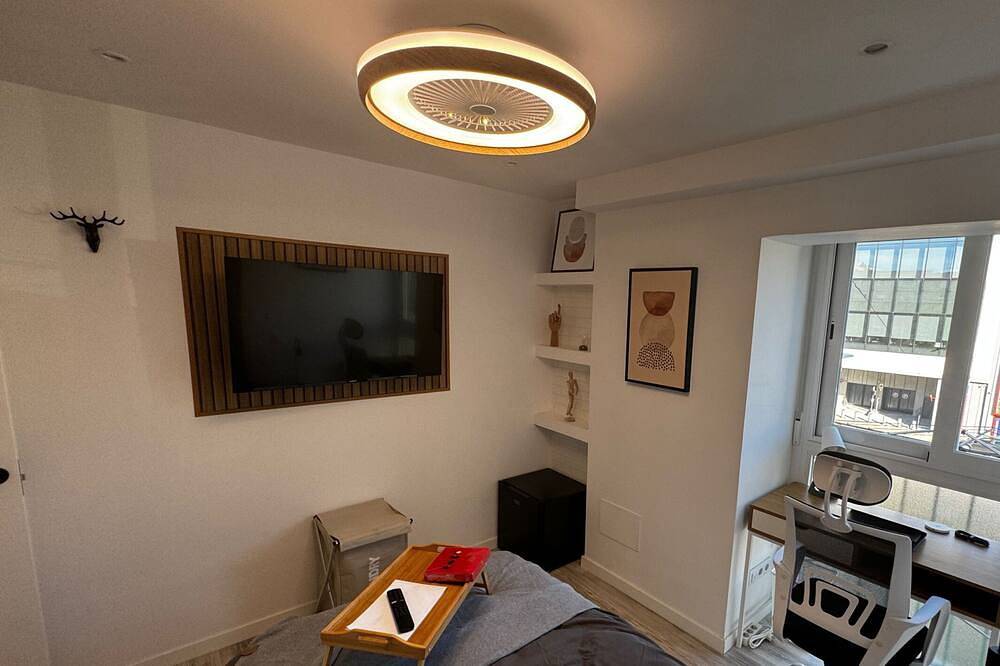 Bogota: perfect room to live and share in Madrid in Madrid, Madrid Province