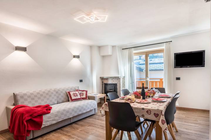 Appartamento per 5 persone, con Balcone e Giardino a Pinzolo