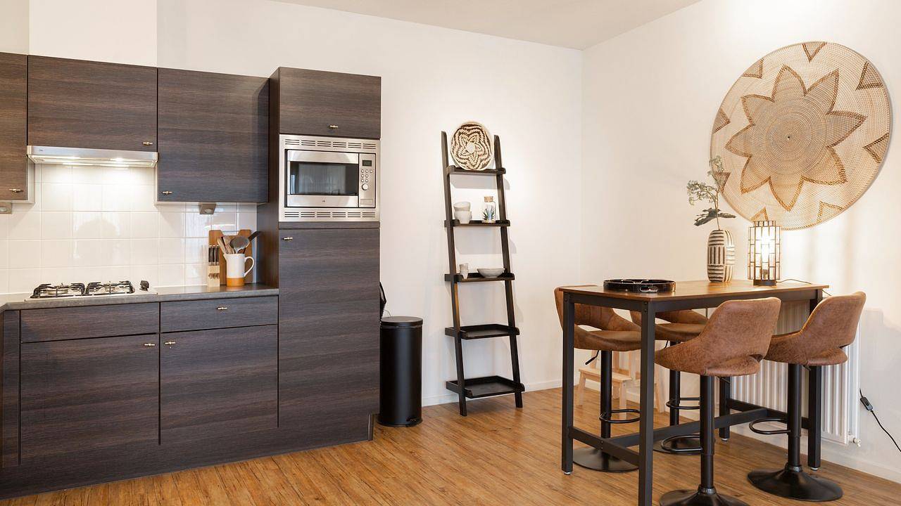 Geheel vakantieappartement, Vakantieappartement voor 8 personen met terras in Scheveningen, Den Haag