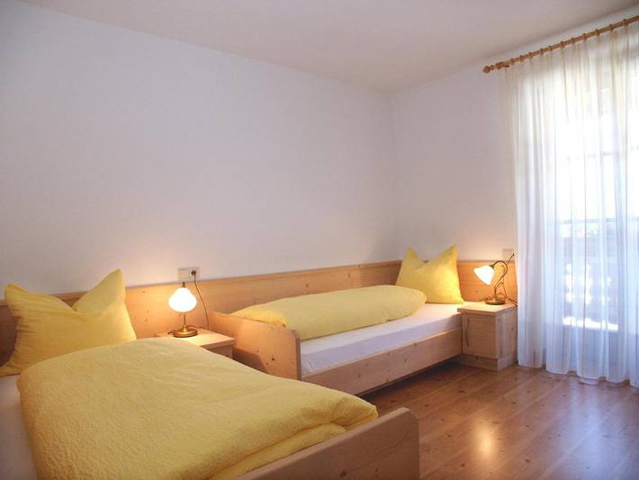 Gîte pour 4 personnes, avec jardin à Villabassa - 3