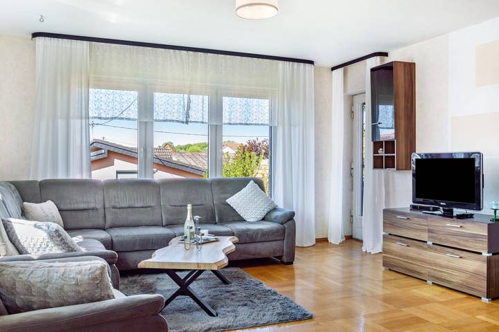 Ganze Wohnung, Ferienwohnung 'Kleinert' mit Gemeinschaftsgarten, Balkon und Wi-Fi in Blaufelden, Hohenlohe