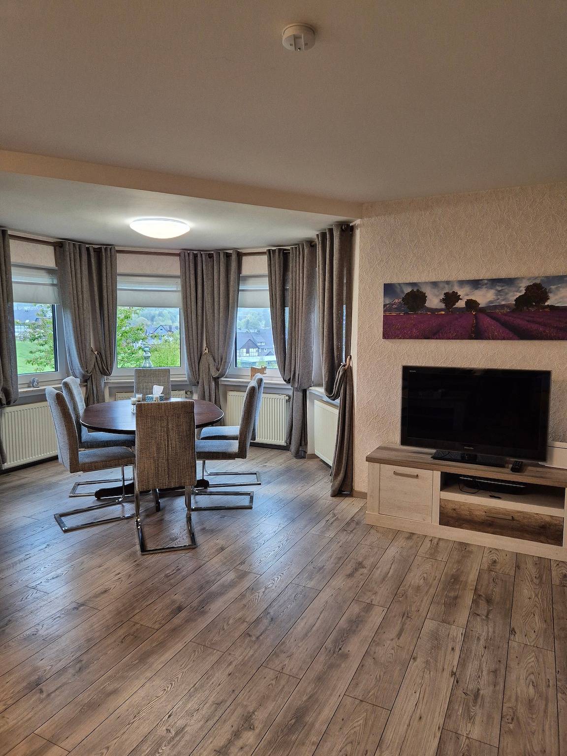 Ganze Wohnung, Haus Gerda mit Bergblick, privater Terrasse und Wlan in Willingen, die Mittelgebirge