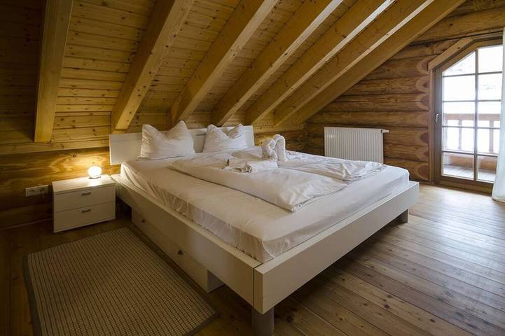 Luxuosa cabana de madeira para casa de férias nº 1 com sauna, piso aquecido, lareira in Feldberg Ort, Feldberg