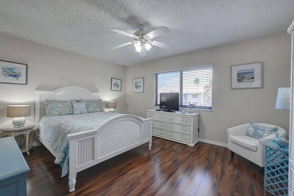 Ganze Wohnung, Bt 3322 Fountain/Pond View Condo-Paradise Vacation Rental in Ocean Village in Fort Pierce, Hutchinson Island