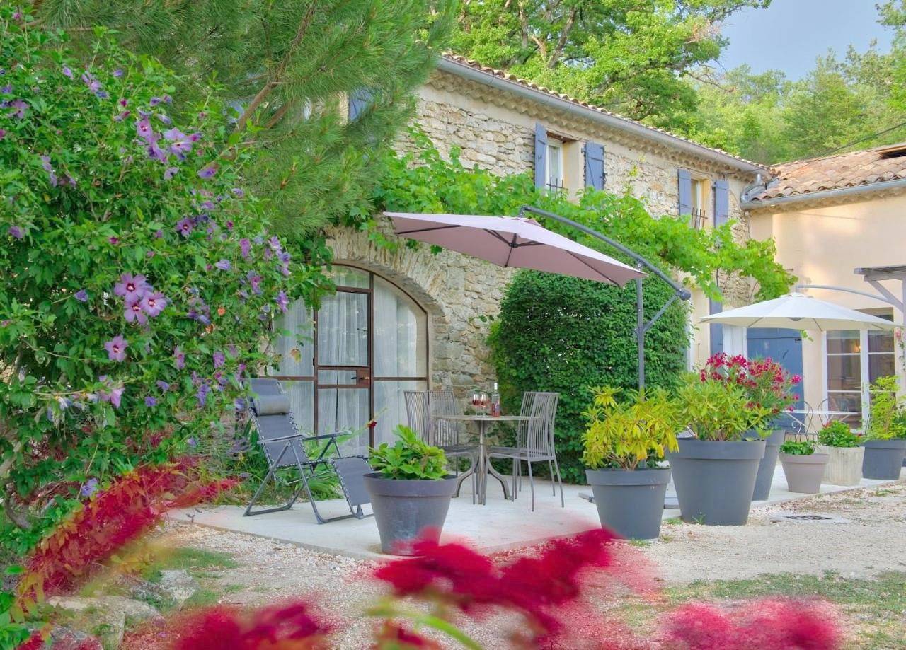Apartment - Ground Floor in Pont-de-Barret, Région de nyons