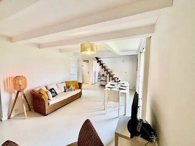 Apartamento entero, Appartement familial au cœur de Porquerolles – confort & sérénité in Hyeres, Costa mediterránea (Francia)