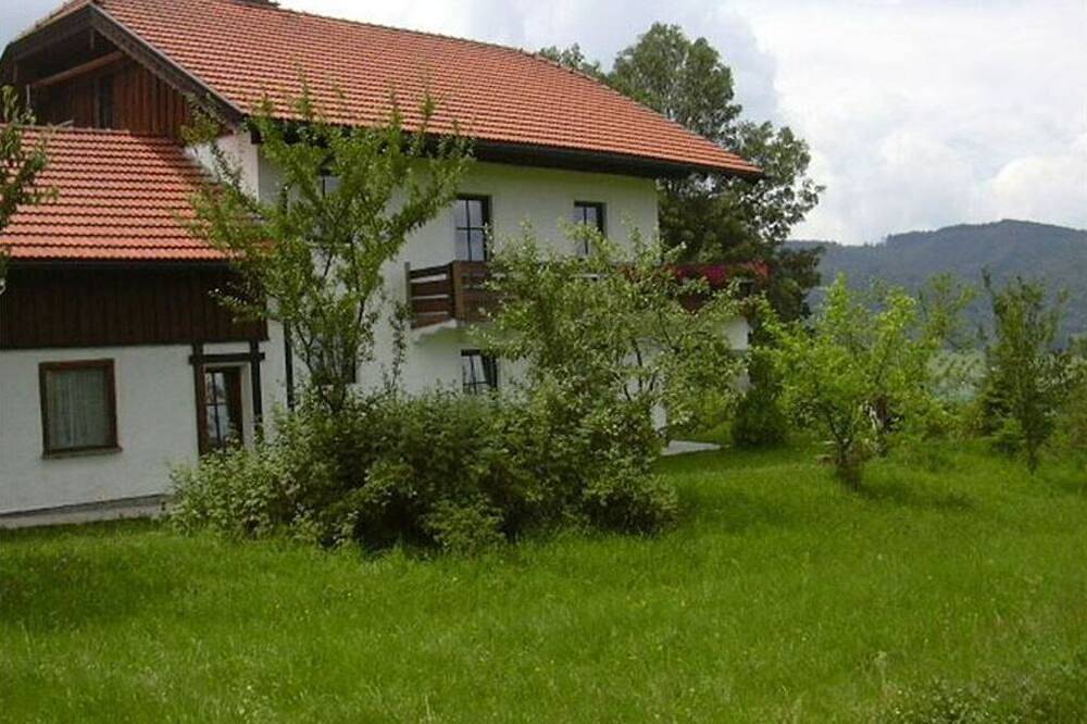 Ganze Wohnung, Handlhof - Ferienwohnung Irrseeblick in Zell am Moos, Mondsee & Irrsee
