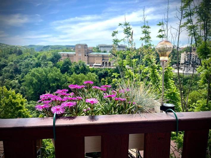 Gîte pour 6 personnes, avec vue et terrasse, animaux acceptés dans Veliko Tarnovo - 4