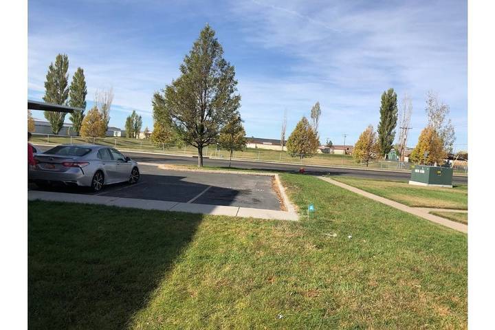 Vacation rental for 9 people, with yard and terrace in Davis County