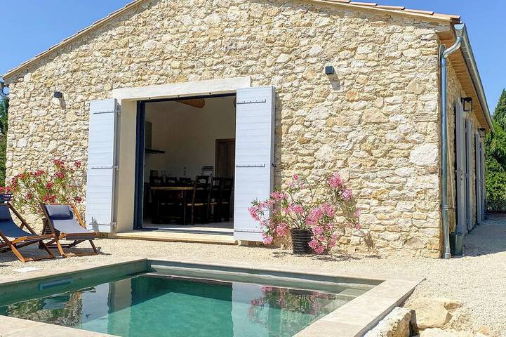 Villa für 4 Personen, mit Terrasse und Garten - 1