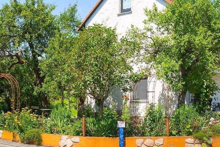 Ganze Wohnung, Ferienwohnung Auszeit Hausen - 2-Bettwohnung in Waldbrunn (Westerwald), Landkreis Limburg-Weilburg
