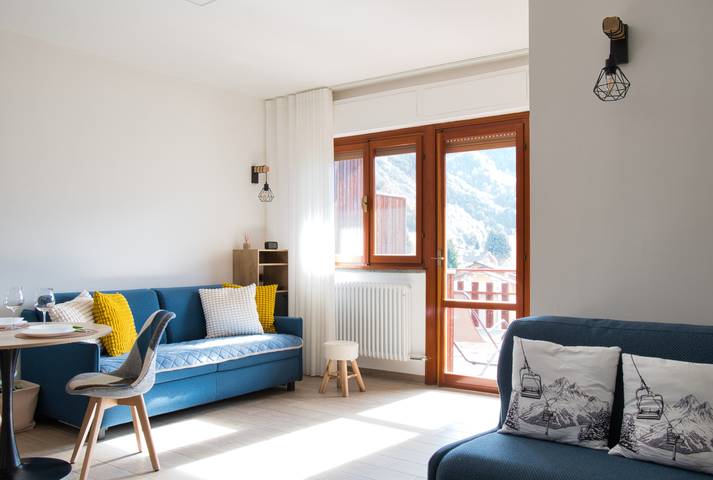 Appartement de vacances pour 3 personnes, avec Balcon ainsi que Terrasse et Vue à Moggio