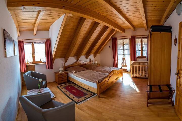 Ferienwohnung für 2 Personen, mit Balkon und Garten in Fröhnd