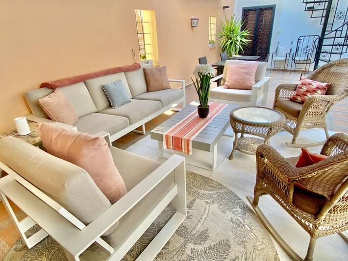 Alojamiento y desayuno para 4 personas, con Balcón y Terraza además de Piscina y Vistas en Aspe - 4
