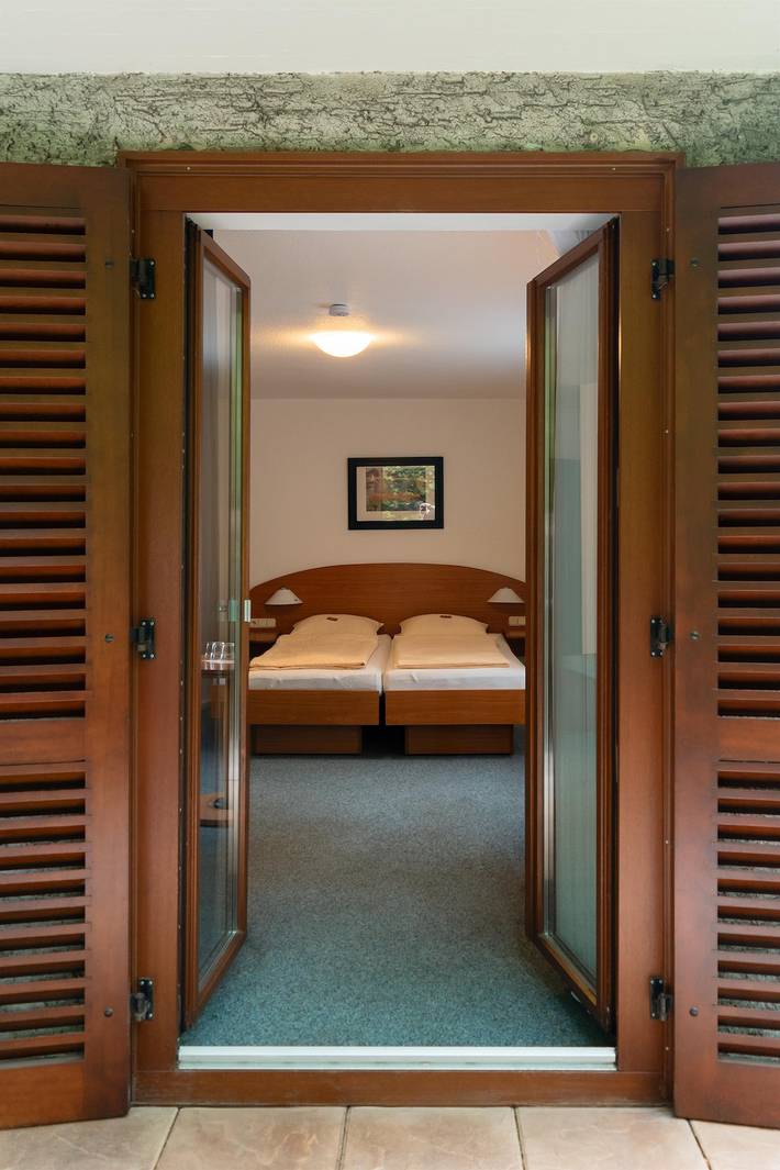 Hotel für 2 Personen, mit Sauna und Pool sowie Terrasse, kinderfreundlich in Oerlinghausen - 4
