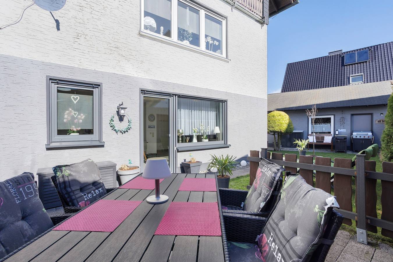 Appartement entier, Appartement "Riekes" avec vue sur les montagnes, terrasse privée et Wi-Fi in Schmallenberg, Arrondissement du Haut-Sauerland