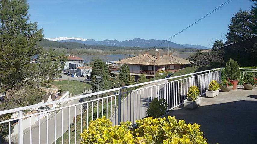 Location de vacances pour 8 personnes, avec jardin ainsi que vue et vue sur le lac à Banyoles - 3