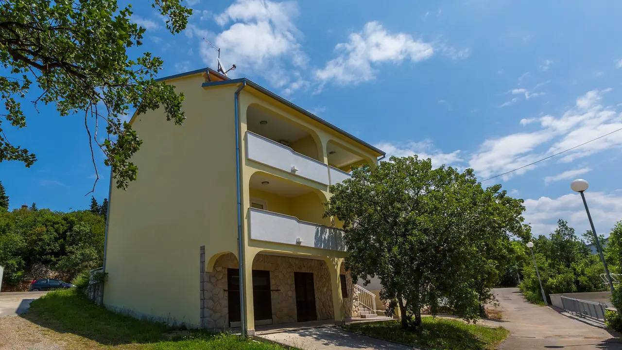 Appartamento vacanze a Kvarn a partire da 64€ a notte