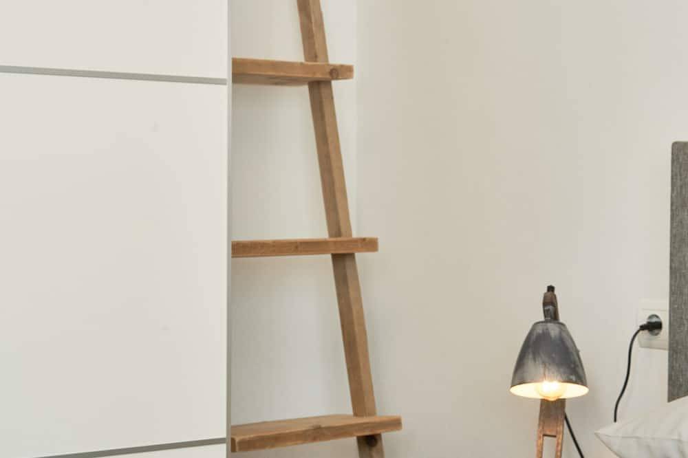 Fabulous modern Villa, 10 min walking from Cala Vadella, private swimming pool. in Cala d'Hort, Sant Josep de sa Talaia