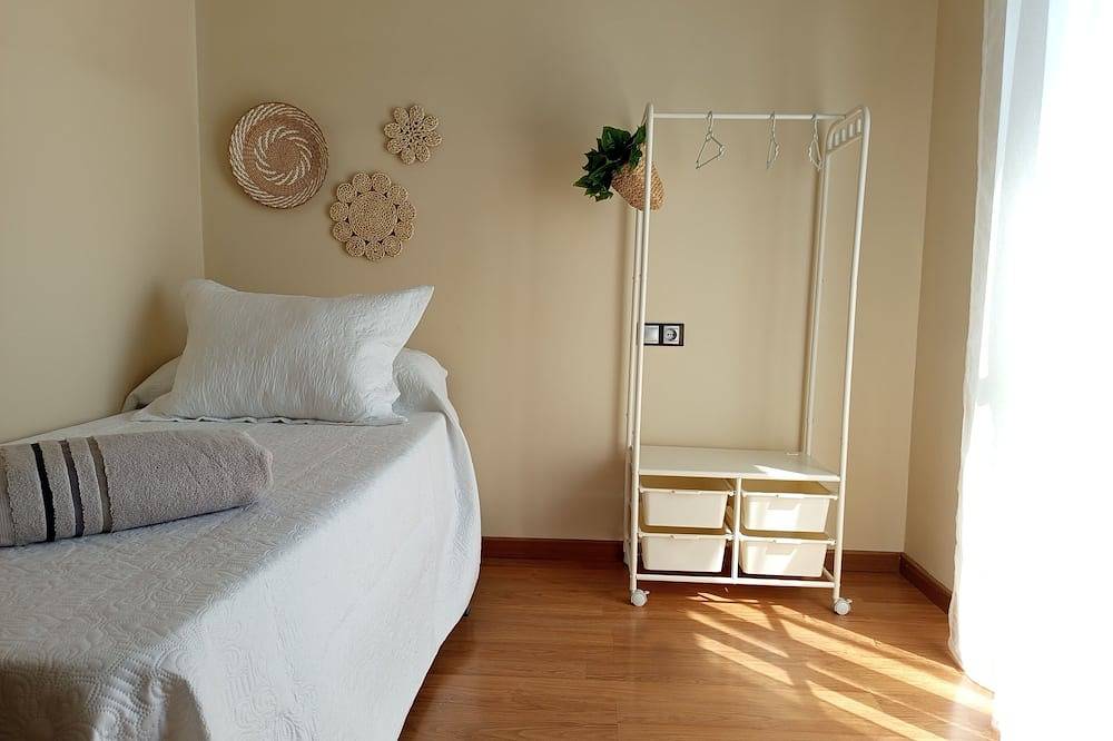 Appartement entier, Tourist lodging \"Los Naranjos\". in Almodóvar del Río, Province de Córdoba