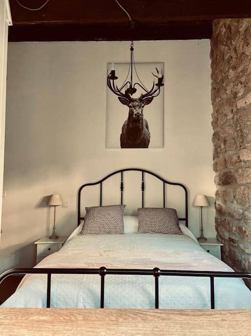 Maison du petit Poète in Quarré-les-Tombes, Parc naturel régional du Morvan