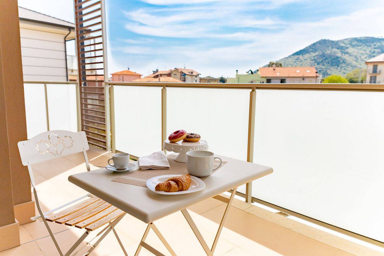 Appartement entier, Michelangelo - swimmingpool and terrace in Borghetto Santo Spirito, Riviera di Ponente