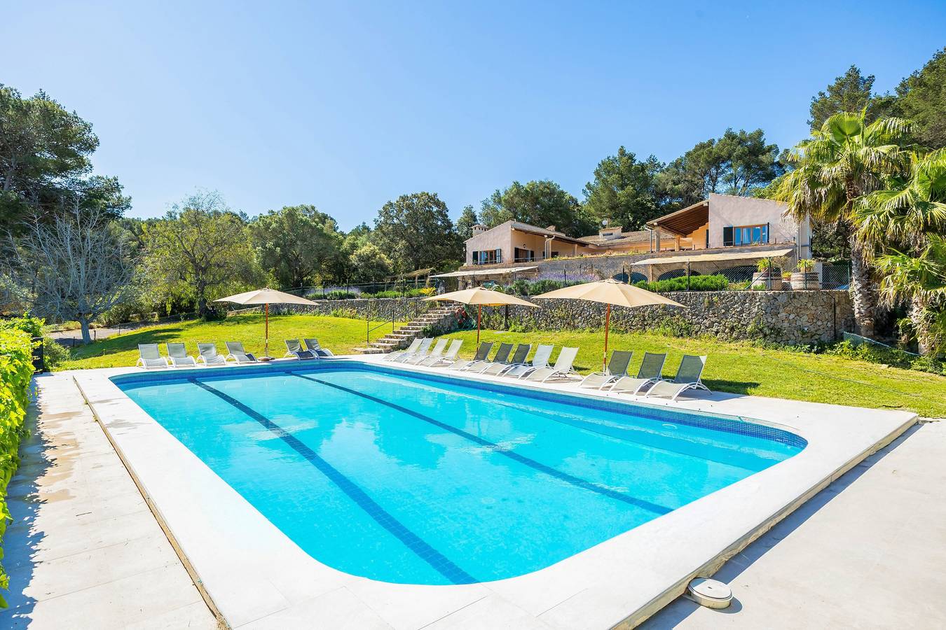 Casa de campo 'Es Puig De Ses Coves' com vista para a montanha, Wi-Fi e ar condicionado in Santa Eugènia (Baleares), Maiorca Centro