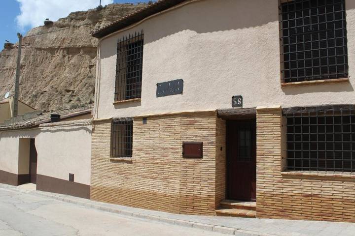 Chalet para 9 personas, con jardín en Provincia de Huesca - 2