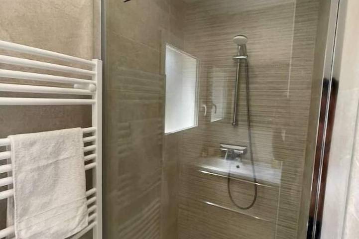 Apartamento entero, Superbe T2 Neuf à Carry le Rouet Avec Toit Terrasse Privatif in Carry-le-Rouet, Costa mediterránea (Francia)