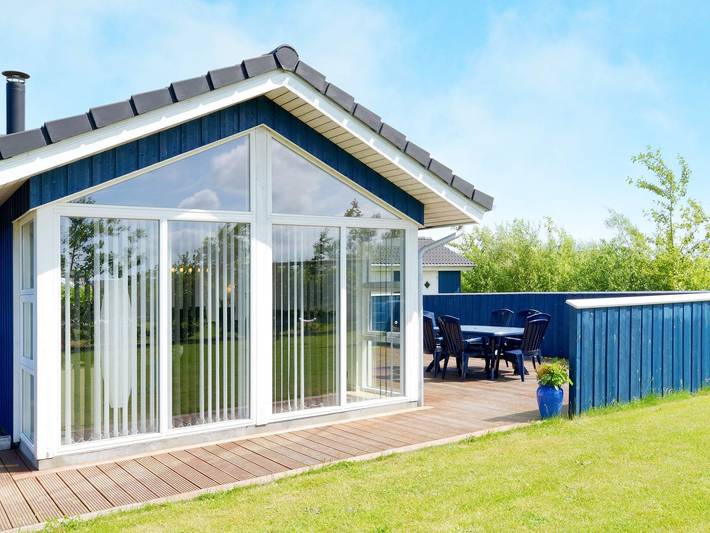 Ferienhaus für 6 Personen, mit Whirlpool und Terrasse sowie Sauna