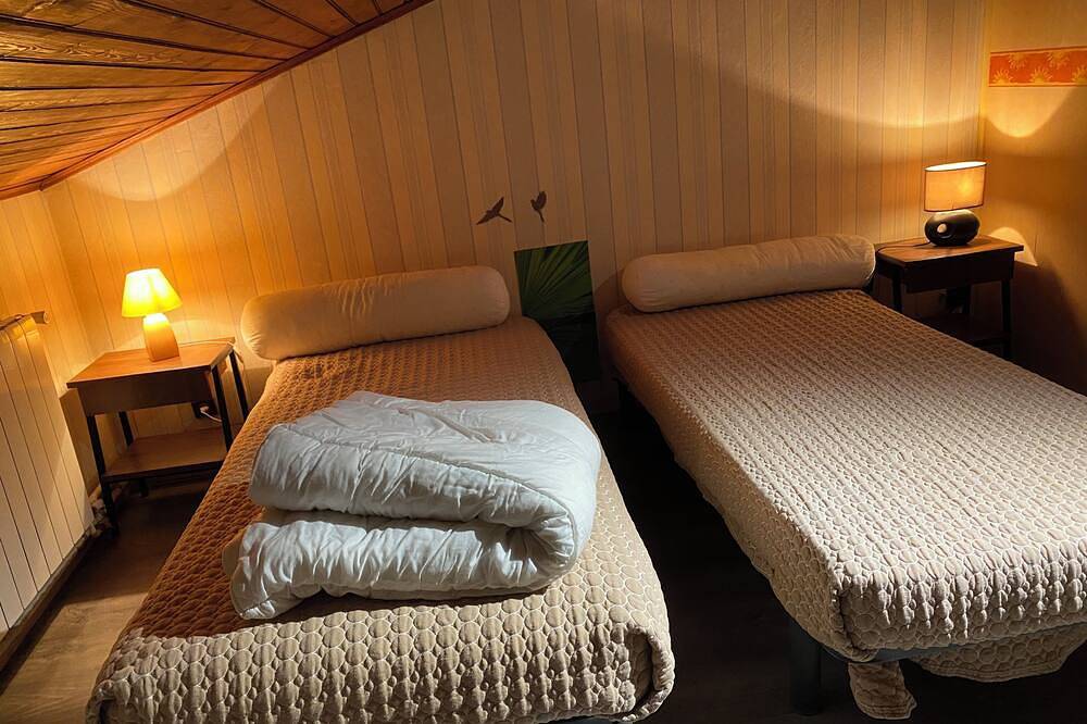 10 minutes from the spa! House for 8 travellers, ideal for families! in Rochefort, Rochefort und Umgebung