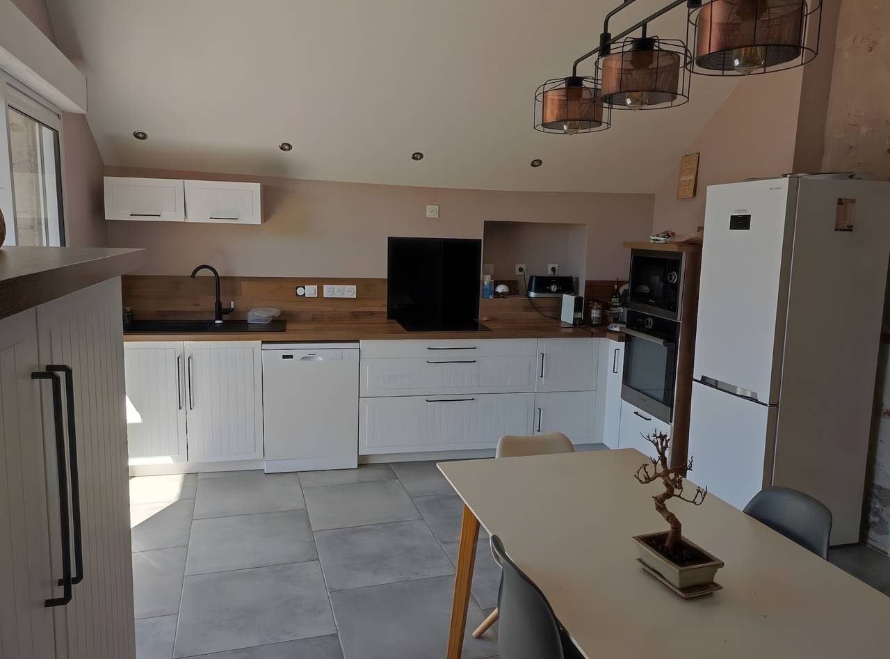 Maison de vacances « Super Gîte » avec terrasse, jardin privatifs et Wi-Fi in Vineuil, Région de Blois