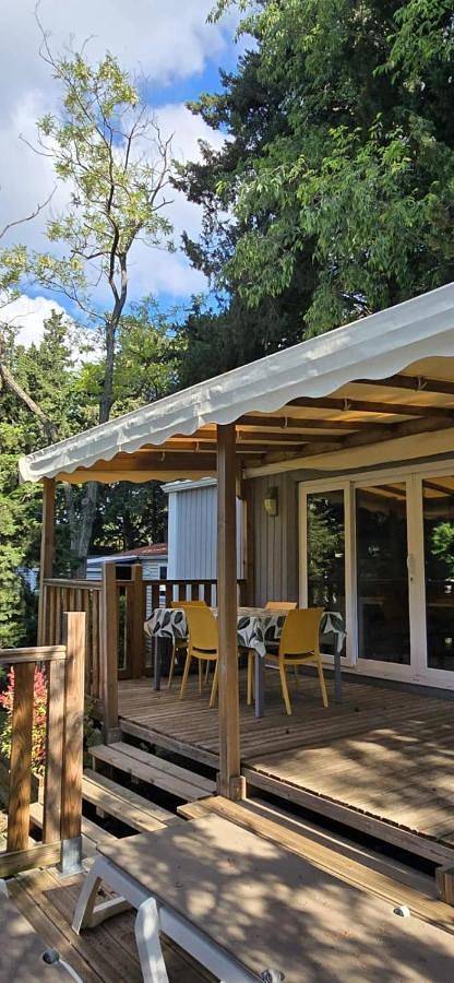 Camping pour 5 personnes, avec Piscine