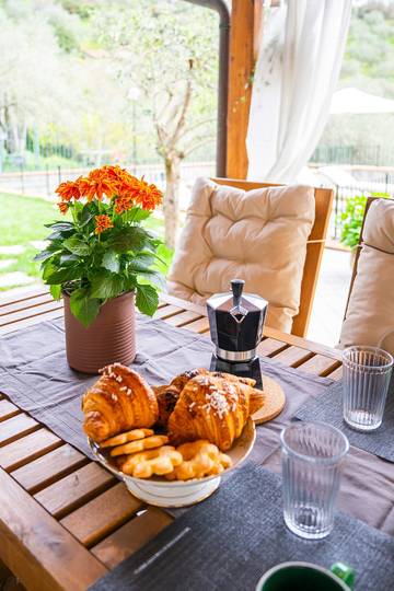 Villa for 10 Guests in Casarza Ligure, Riviera di Levante, Picture 4