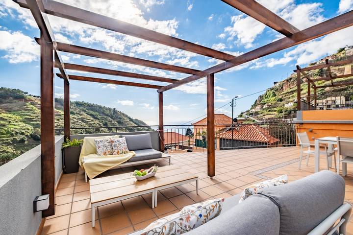 Location de vacances pour 6 personnes, avec vue sur l’océan et jardin à Câmara de Lobos - 2