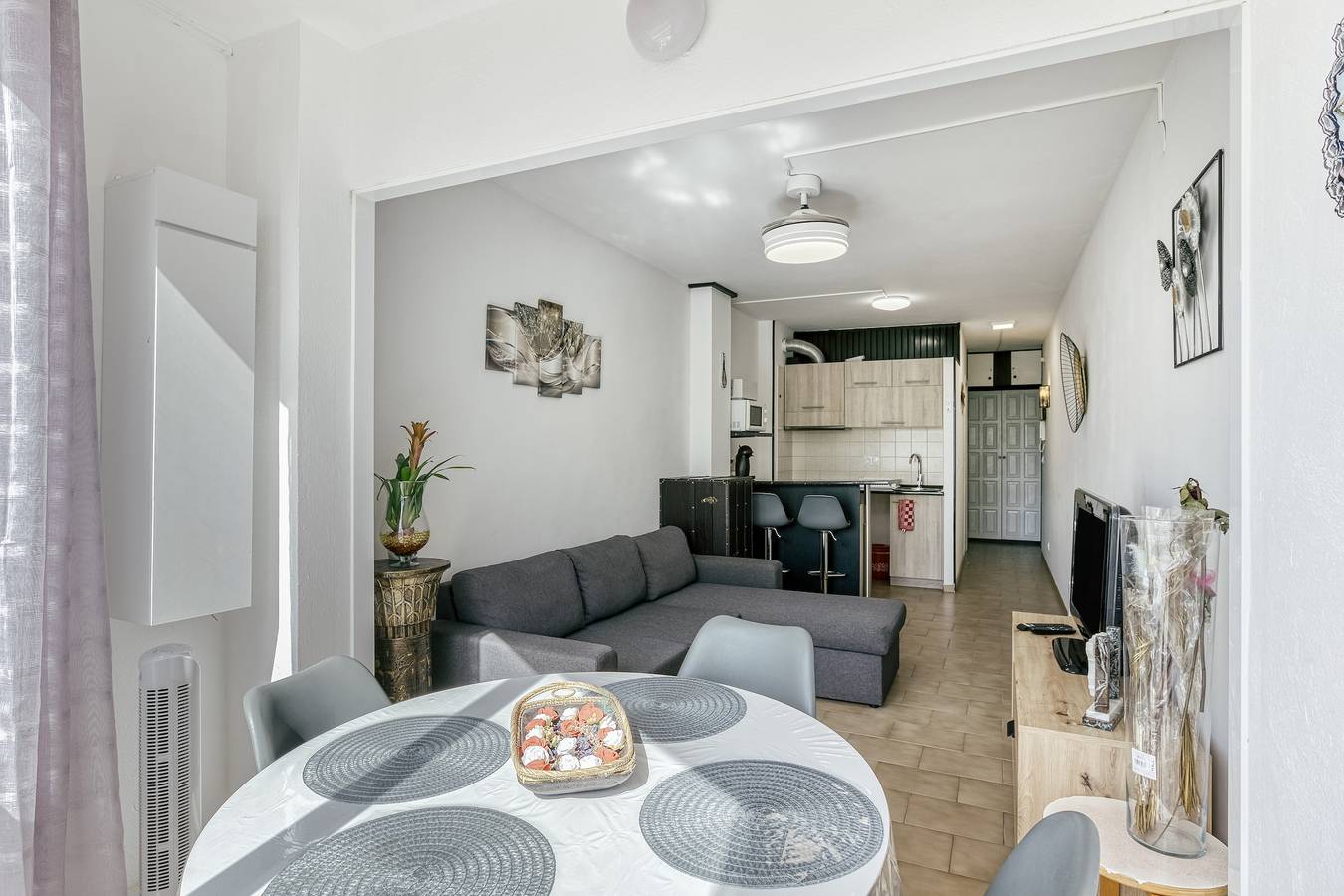 Ganze Wohnung, Ferienwohnung 'Superbe Appartement Bord De Mer Empuriabrava' in Empuriabrava, Oberampurien