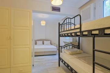 Villa for 12 People in Ölüdeniz, Muğla Province, Photo 2