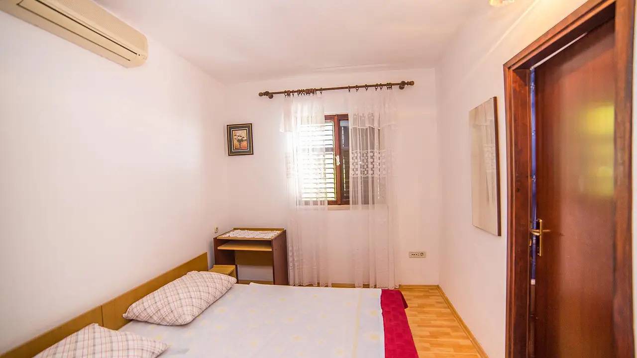 Zimmer für 2 Personen (20 m²) in Splitska in Supetar, Brac