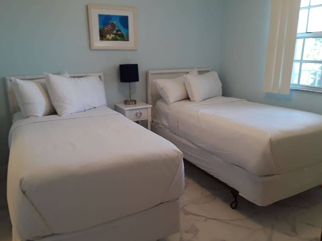 Ganze Wohnung, Sonderpreise ab 150 Usd Suite mit Meerblick im Ocean Pointe, neu renoviert in Tavernier, Monroe County