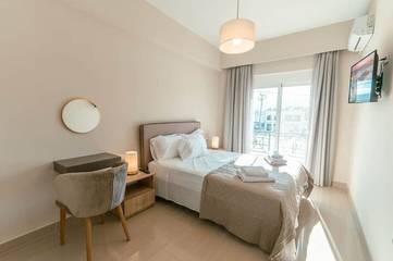 Apartment for 6 People in Kos Town, Kos, Photo 1