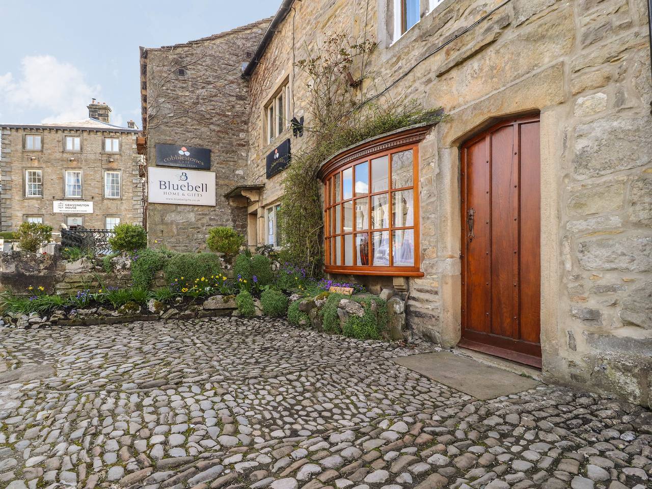 2 The Square in Grassington, Yorkshire Dales National Park