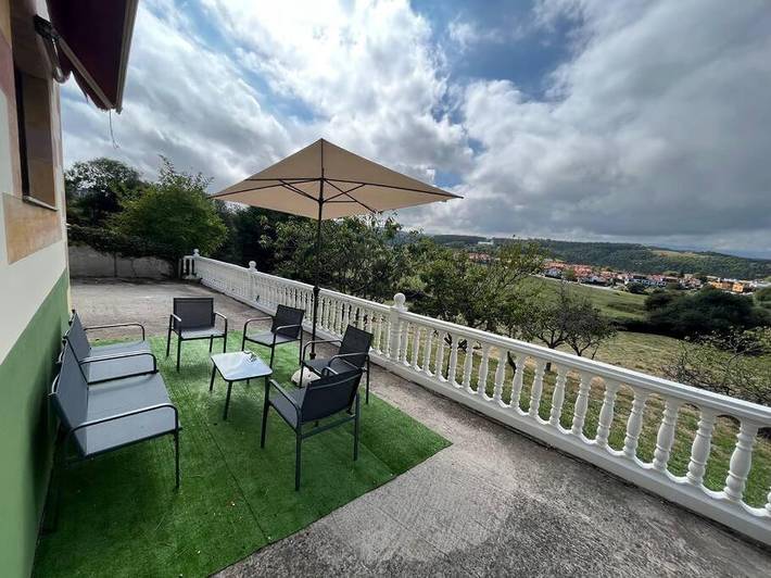 Casa de vacaciones para 6 personas, con Terraza además de Jardín y Vistas en Comillas