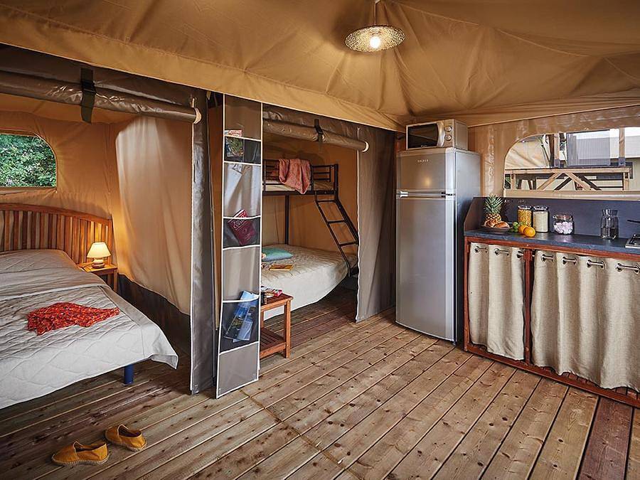Camping du Riuferrer - Bungalow toilé 4 personnes - Marquise in Arles-sur-Tech, Région de Céret