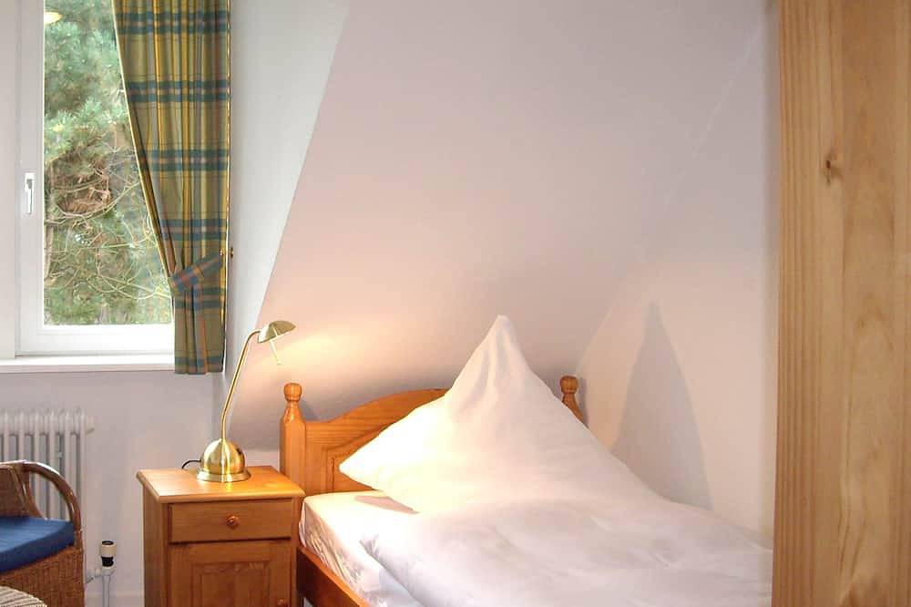 Wundervolles Ferienhaus mit ca. 90 m² und 4 Zimmern, für bis zu 5 Personen in Wenningstedt, Sylt