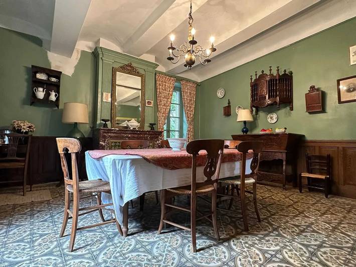 Location de vacances pour 9 personnes, avec jardin ainsi que terrasse et piscine à Berrias-et-Casteljau - 3