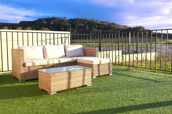 Location de vacances pour 10 personnes, avec jardin et jacuzzi, adapté aux familles à Savasse - 4