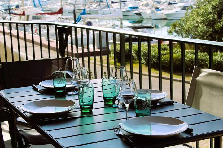 Appartement de vacances pour 6 personnes, avec piscine et terrasse à Cogolin